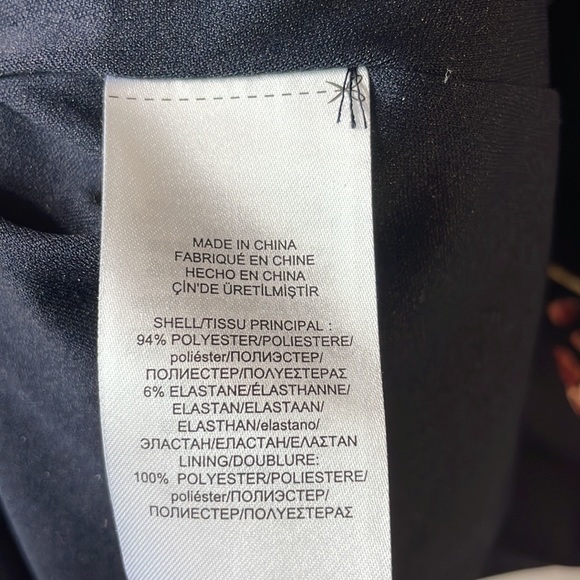 Ralph Lauren dress floral A line with pleated hem in navy. Size 6. - Picture 11 of 11